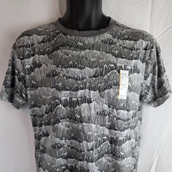 Original Use Short Sleeve Crew Neck T-Shirt Gray Size Small NWT 2803BA - Picture 2 of 8